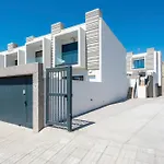 Feriehus Medano4you The Surf Backyard *